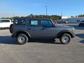 Ford Bronco 2025 4x4 Base 4dr SUV