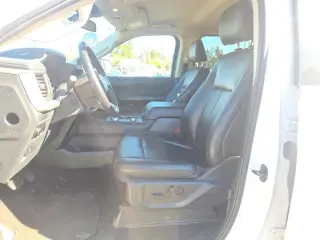 Ford Expedition 2024 4x4 XLT 4dr SUV
