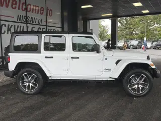 Jeep Wrangler 2024 4x4 Willys 4xe SUV de 4 puertas