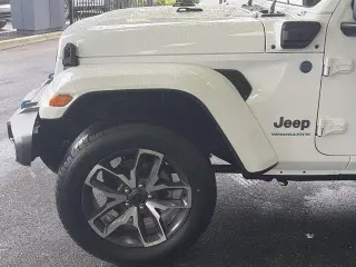 Jeep Wrangler 2024 4x4 Willys 4xe SUV de 4 puertas