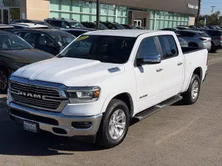 Ram 1500 2020 4x4 Laramie Cabina Crew 4puertas 5.6 ft. SB Pickup