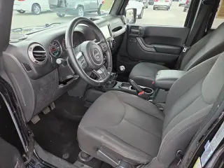 Jeep Wrangler Unlimited 2016 4x4 Sport 4puj SUV