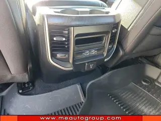 Ram 1500 2025 4x4 Big Horn 4dr Crew Cab con cabina de 5.6 pies de largo Pickup