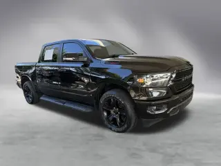 Ram 1500 2022 4x2 Big Horn 4dr Crew Cab 5.6 ft. SB Pickup