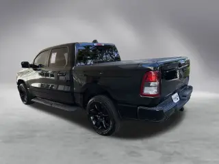 Ram 1500 2022 4x2 Big Horn 4dr Crew Cab 5.6 ft. SB Pickup