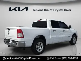Ram 1500 2024 4x2 Big Horn 4dr Crew Cab 5.6 ft. SB Pickup