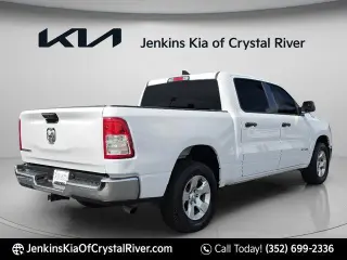 Ram 1500 2024 4x2 Big Horn 4dr Crew Cab 5.6 ft. SB Pickup