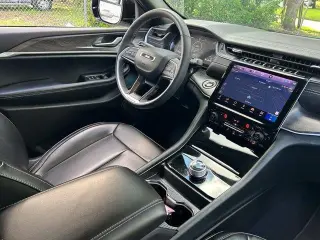 Jeep Grand Cherokee 2025 4x2 Limited 4dr SUV