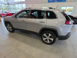 Jeep Cherokee 2021 4x4 Limited 4dr SUV