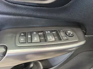 Jeep Cherokee 2021 4x4 Limited 4dr SUV