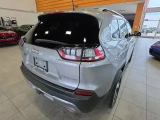 Jeep Cherokee 2021 4x4 Limited 4dr SUV