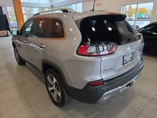 Jeep Cherokee 2021 4x4 Limited 4dr SUV