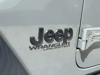 Jeep Wrangler Unlimited 2020 4x4 Willys Sport 4dr SUV