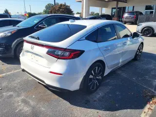 Honda Civic 2023 EX-L 4 tracción hatchback sin BSI