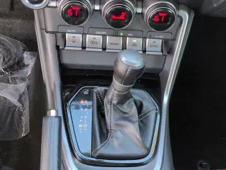 Toyota GR86 2024 2dr Coupe 6A