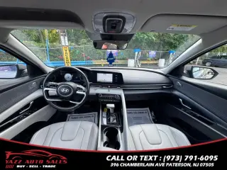 2024 Hyundai Elantra Limited IVT