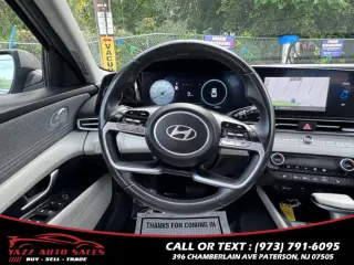2024 Hyundai Elantra Limited IVT