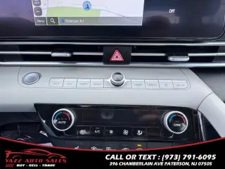 2024 Hyundai Elantra Limited IVT