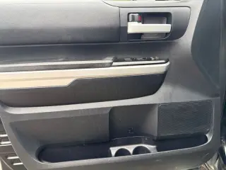 2015 Toyota Tundra SR5 5.7L V8
