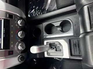 2015 Toyota Tundra SR5 5.7L V8