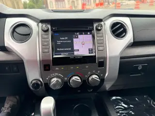 2015 Toyota Tundra SR5 5.7L V8