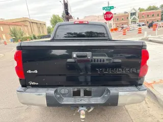 2015 Toyota Tundra SR5 5.7L V8