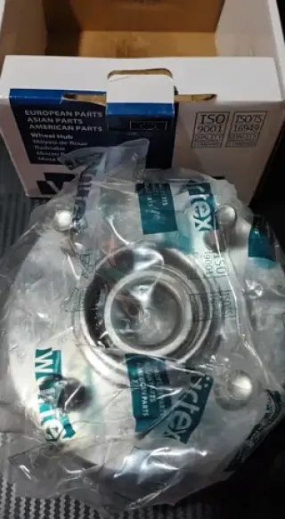 Maza Rueda Trasera Nissan V16