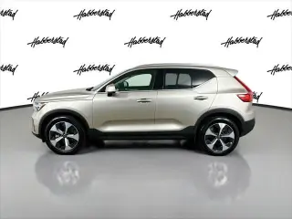 Volvo XC40 2023 AWD B5 Plus Bright Theme SUV 4 puertas