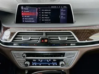 Sedán BMW Serie 7 2020 AWD 750i xDrive 4dr