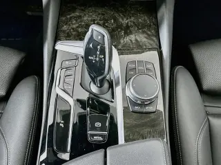 BMW Serie 5 2023 AWD 530i xDrive 4dr Sedán