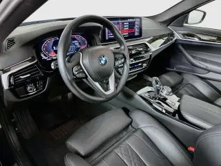 BMW Serie 5 2023 AWD 530i xDrive 4dr Sedán