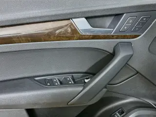 Audi Q5 2018 AWD 2.0T quattro Premium Plus 4dr SUV