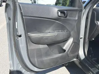 Hyundai VENUE 2026 SEL crossover 4 puertas