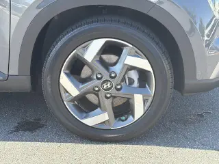 Hyundai VENUE 2026 SEL crossover 4 puertas