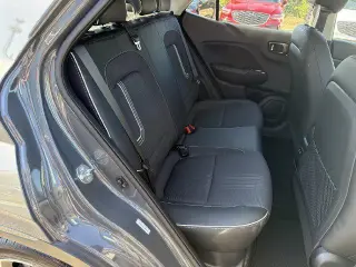 Hyundai VENUE 2026 SEL crossover 4 puertas