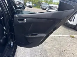 Hyundai VELOSTER 2016 Turbo 3dr Cupé 6M con Asientos Negros
