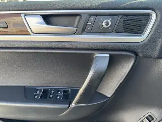 Volkswagen Touareg 2016 AWD TDI Lux 4dr SUV