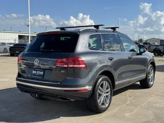 Volkswagen Touareg 2016 AWD TDI Lux 4dr SUV