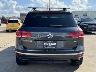 Volkswagen Touareg 2016 AWD TDI Lux 4dr SUV