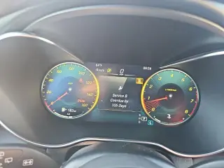 Mercedes-Benz GLC 2022 GLC 300 4dr SUV