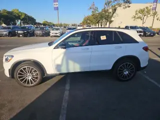 Mercedes-Benz GLC 2022 GLC 300 4dr SUV
