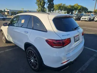 Mercedes-Benz GLC 2022 GLC 300 4dr SUV