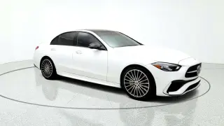 Mercedes-Benz Clase C 2024 C 300 4 Sedán