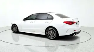 Mercedes-Benz Clase C 2024 C 300 4 Sedán