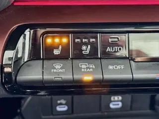 Toyota Prius Prime 2023 XSE Premium 4dr Hatchback
