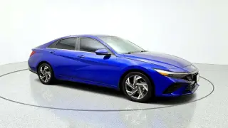 Hundai Elantra 2024 SEL 4dr Sedan