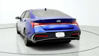 Hundai Elantra 2024 SEL 4dr Sedan