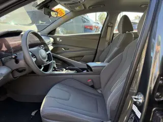 Hyundai ELANTRA 2024 SEL 4dr Sedán