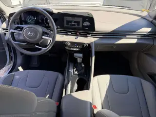 Hyundai ELANTRA 2024 SEL 4dr Sedán