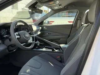 Hyundai ELANTRA 2024 SEL 4dr Sedán